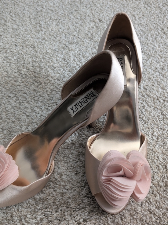 Badgley Mischka Shoes - Badgley Mischka Pink Satin Peep-Toe Heels with Floral Accent